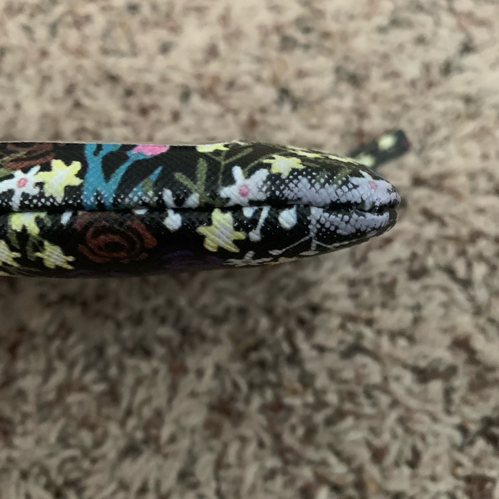 Small Wallet - Picture 3 of 4
